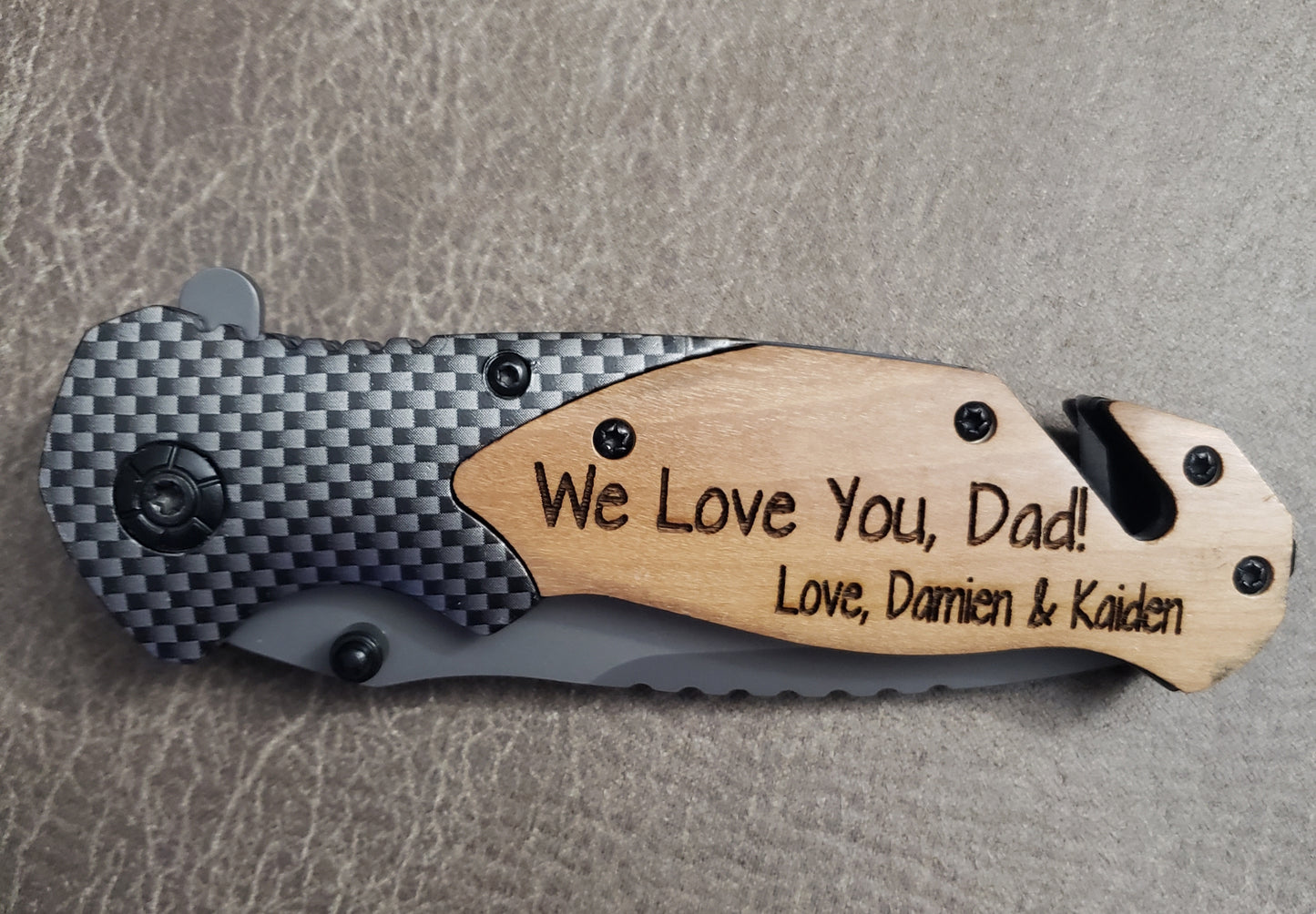 Pocket knives knife Personalized light color only. Dark is sold out!! Non-locking