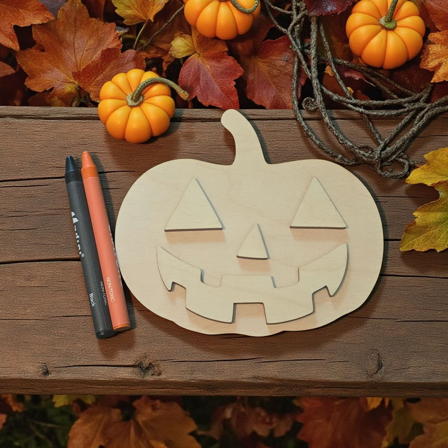 Pumpkin wood kit with crayons Halloween