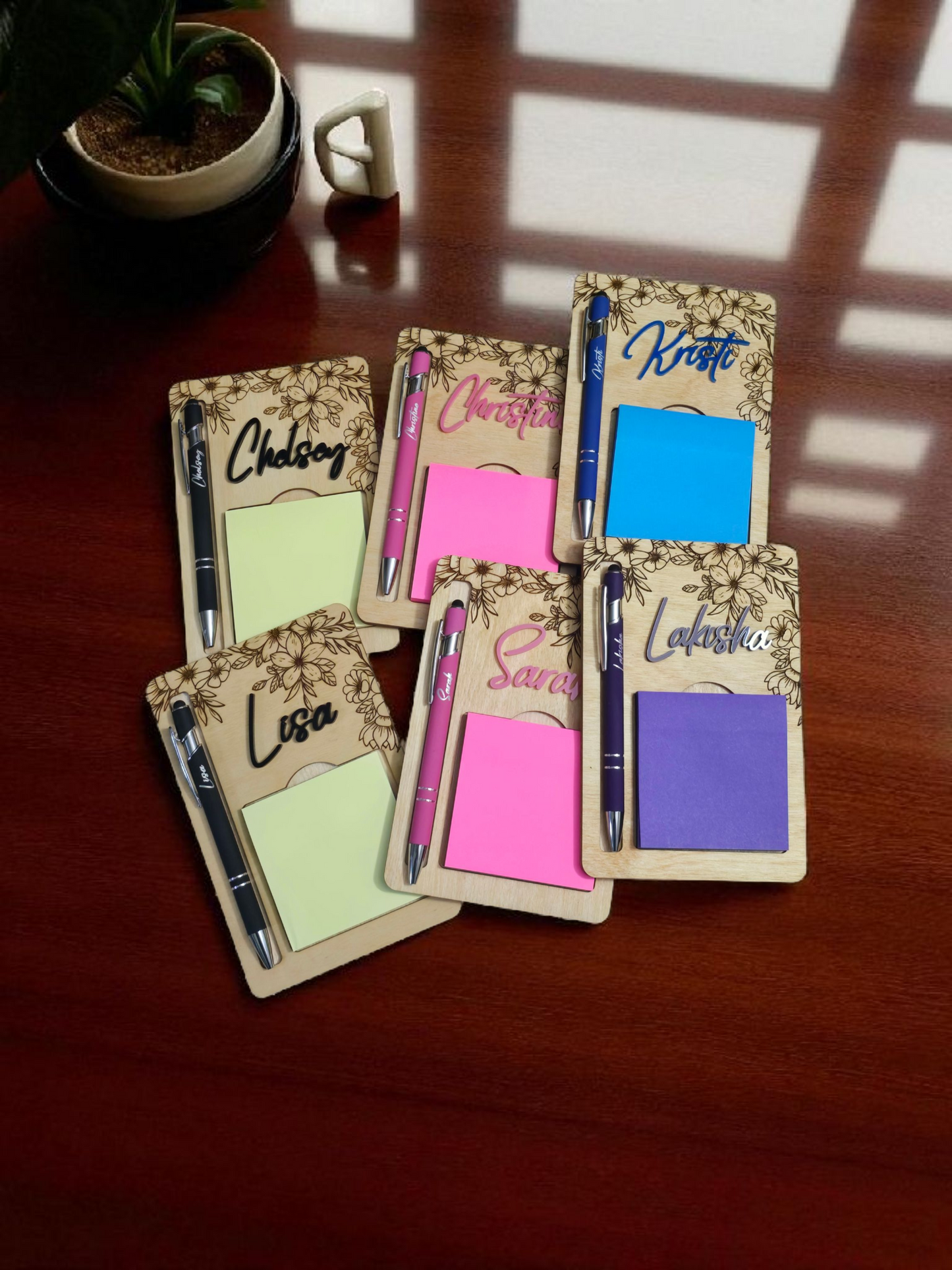 Flower sticky note holder with pen personalized
