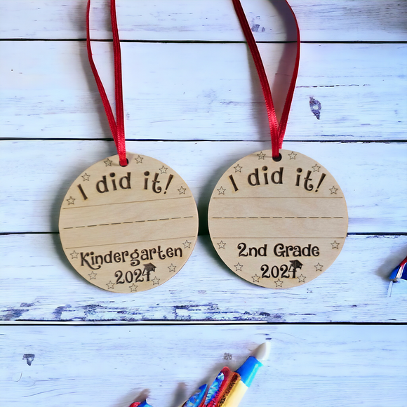 I did it graduation Christmas Ornament or Magent Personalized with grade