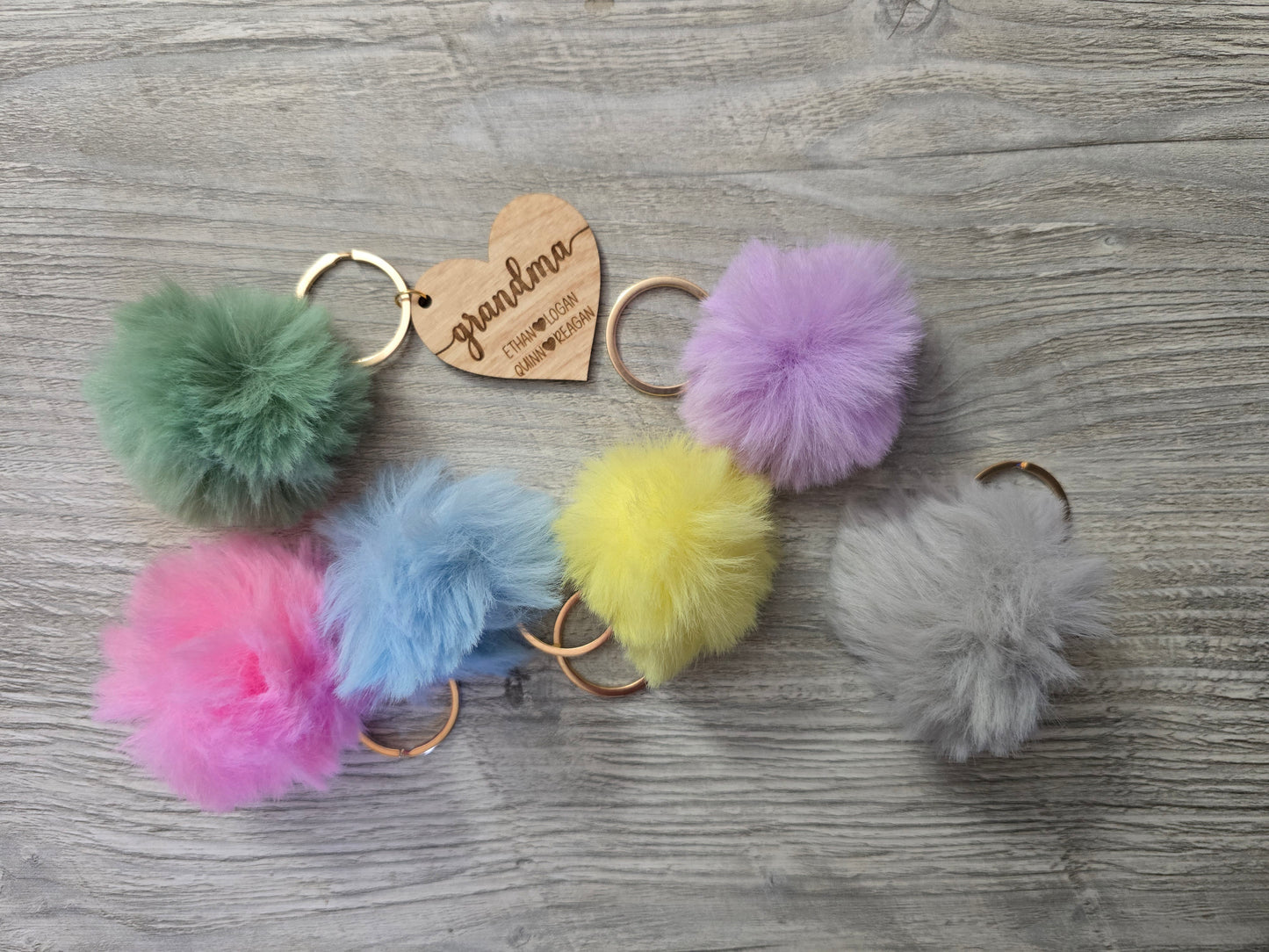 Mom Grandma wooden keychain pom pom with kids names personalized