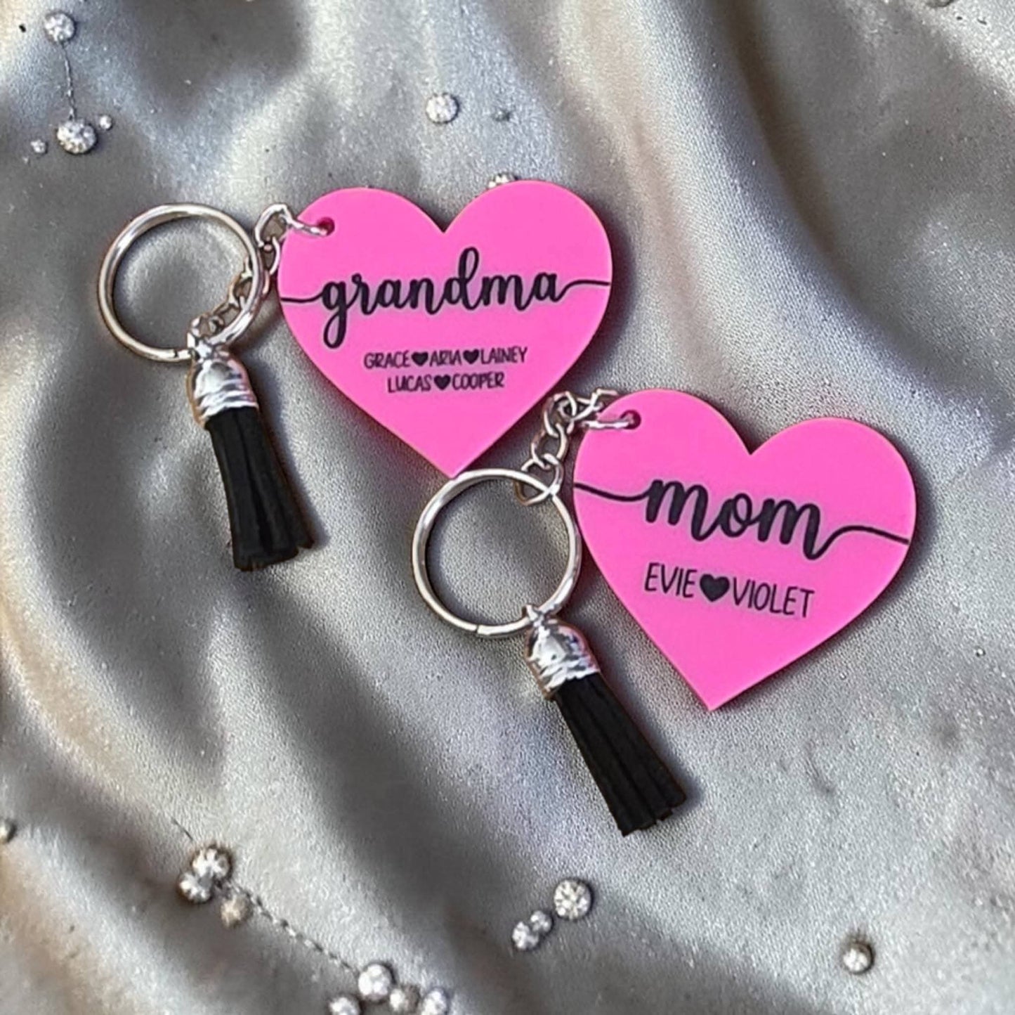 Mom acrylic keychain with kids names personalized