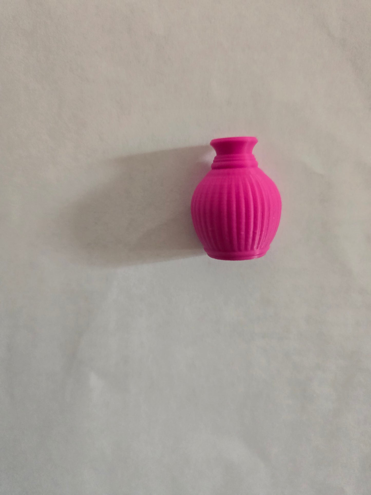 3D printed small flower vase magnet