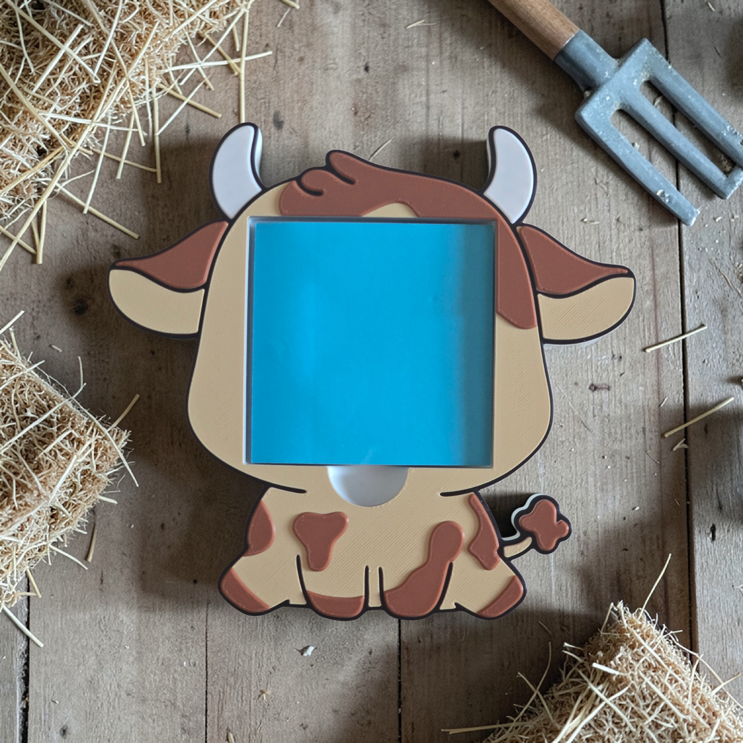 3D printed cow sticky note holder