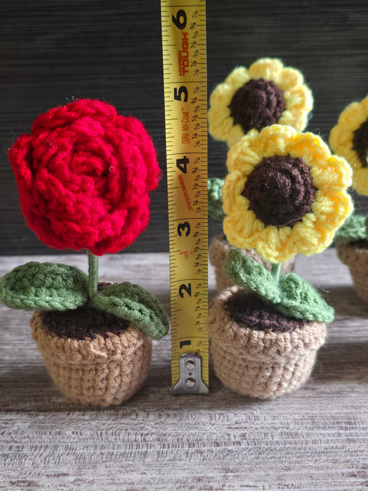 Knitted crochet flower