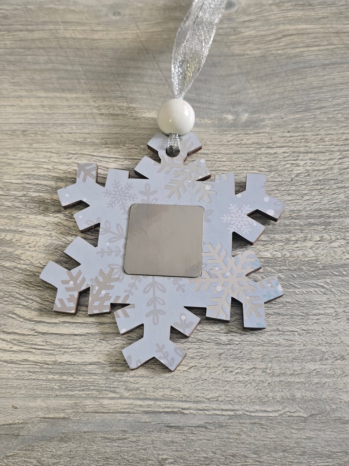 Magnetic Christmas Ornament